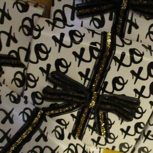 4 Piece XOXO Black White Credit Card Holder Gift Box with Ribbon New